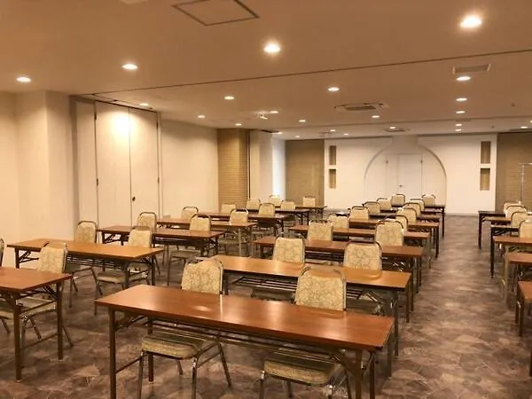 אוסקה Naniwanomiya Hotel